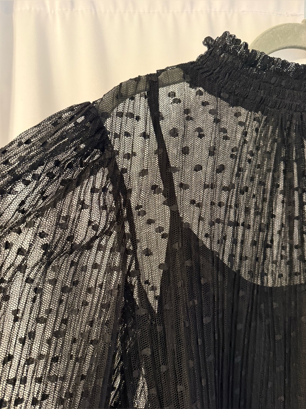 1. STATE Black Swiss Dot Pleated Sheer Mock Neck Blouse Size S - Picture 11 of 17